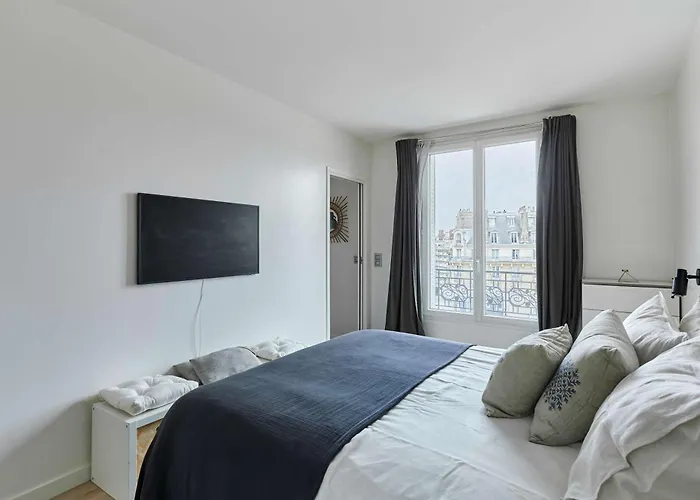 Charming 1 Bedroom Heart 16th In