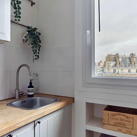 Charming 1 Bedroom Heart 16th In *